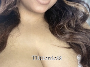 Titttonic88