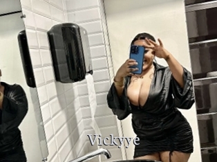 Vickyye